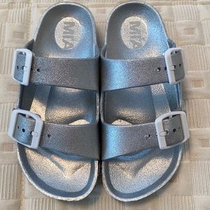 Silver Mia girls sandals
